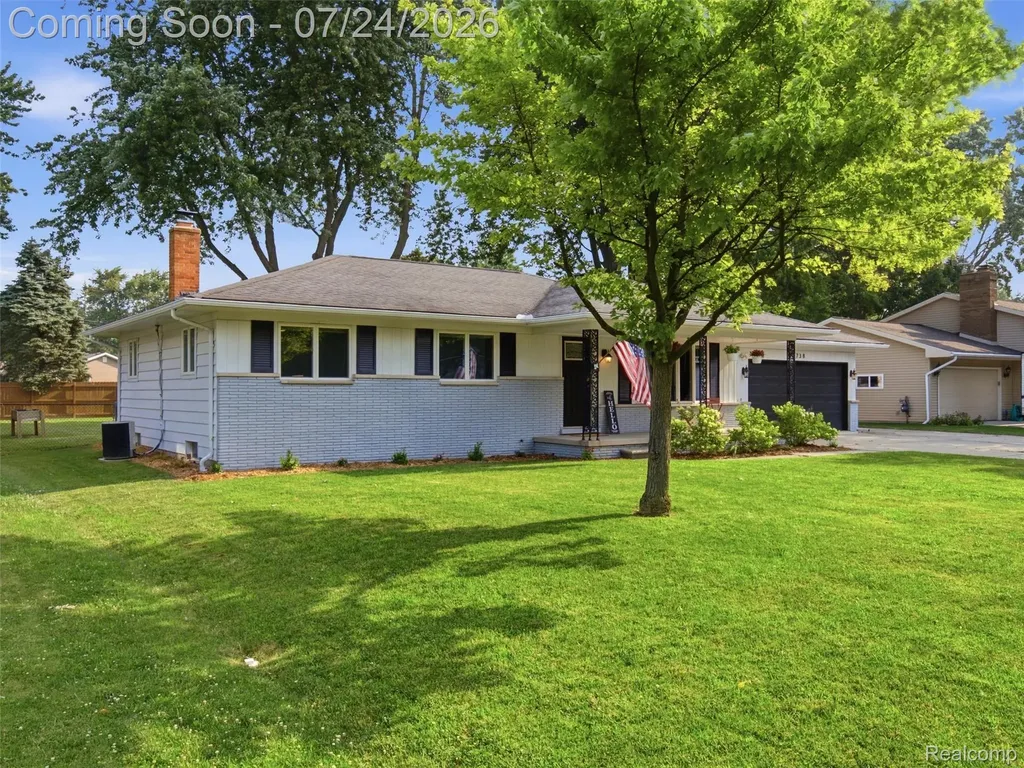 738 6th Street Marysville City MI 48040