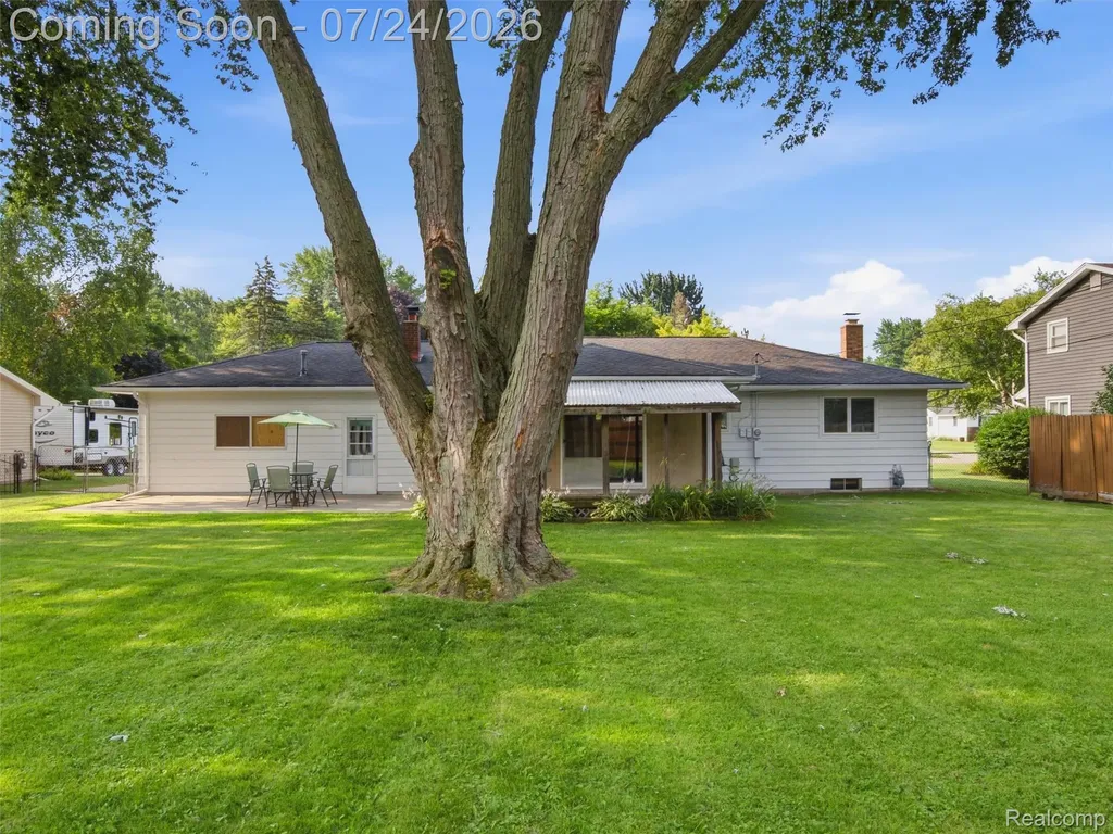 738 6th Street Marysville City MI 48040