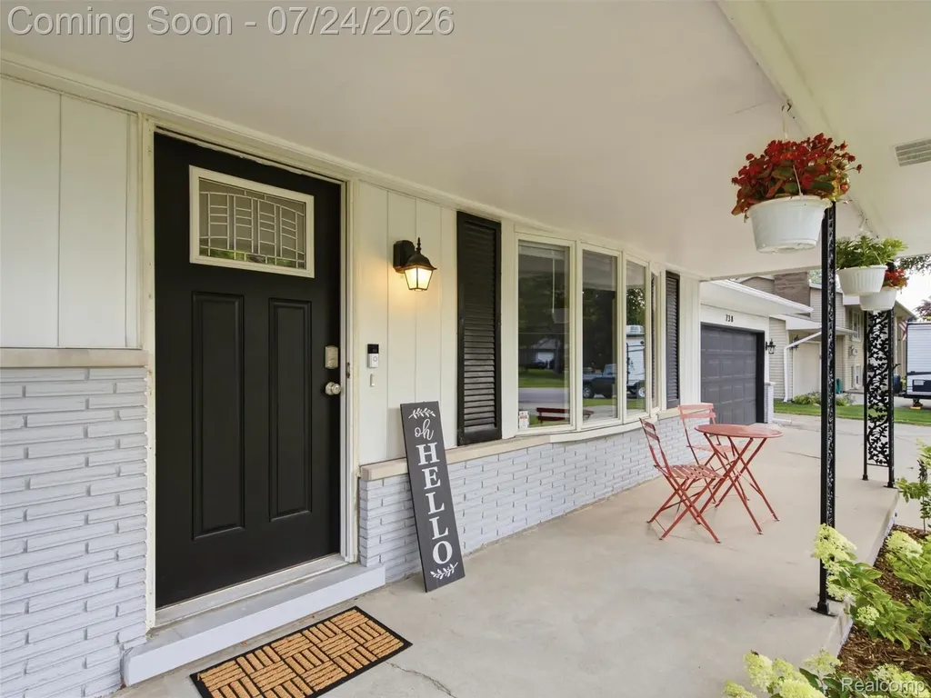 738 6th Street Marysville City MI 48040