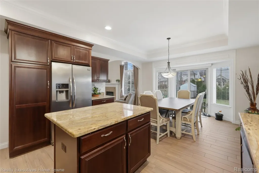 50486 Torrey Pines Drive Macomb Township MI 48042