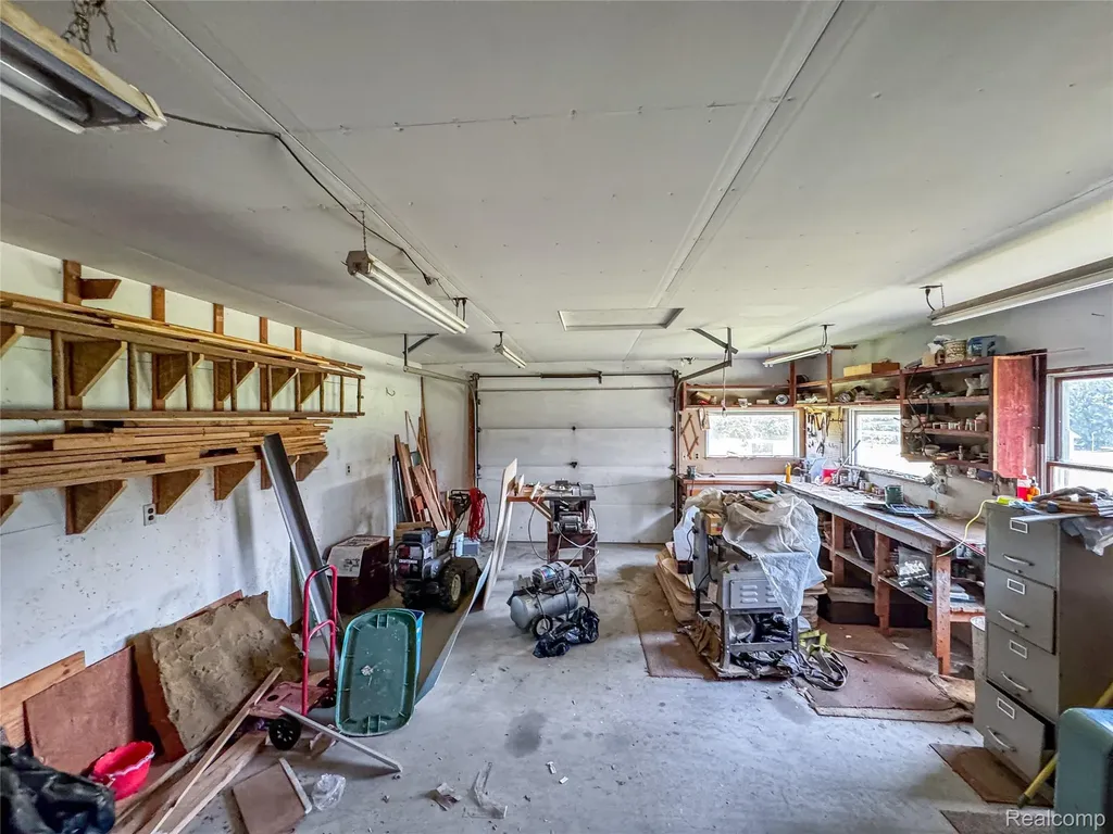 11651 S New Lothrop Road Burns Township MI 48429