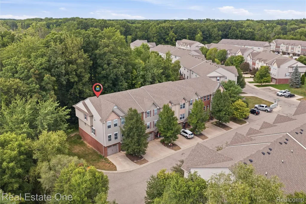 1615 Red Hickory Court Howell Township MI 48855