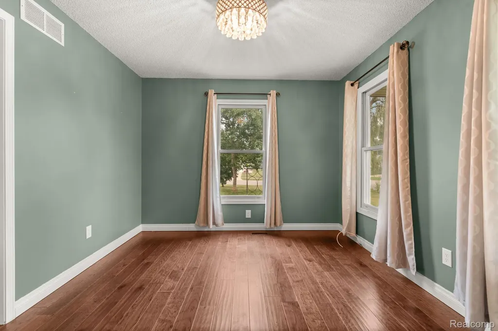 1205 Cody Circle Pittsfield Charter Township MI 48176