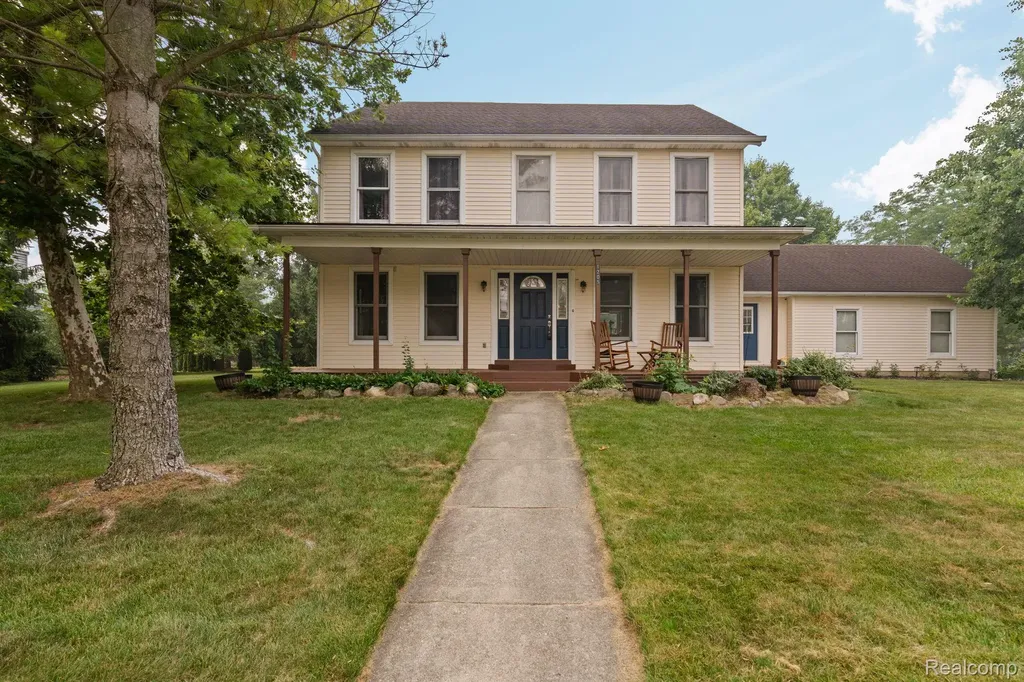 1205 Cody Circle Pittsfield Charter Township MI 48176