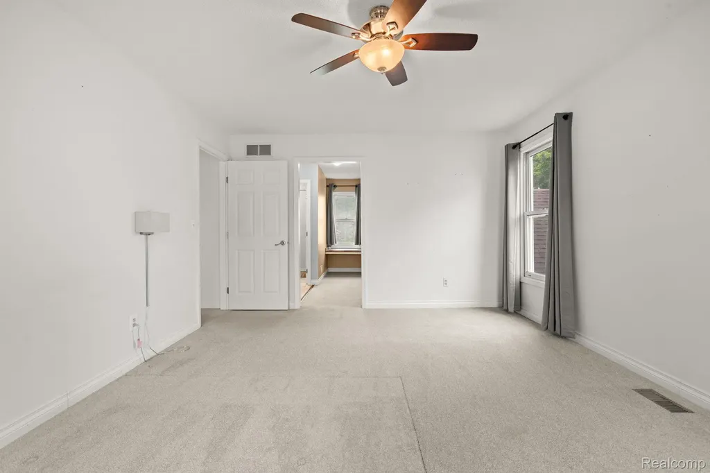 1205 Cody Circle Pittsfield Charter Township MI 48176