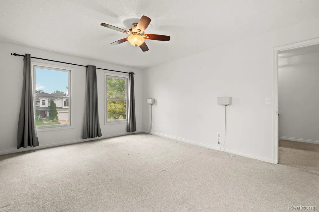 1205 Cody Circle Pittsfield Charter Township MI 48176