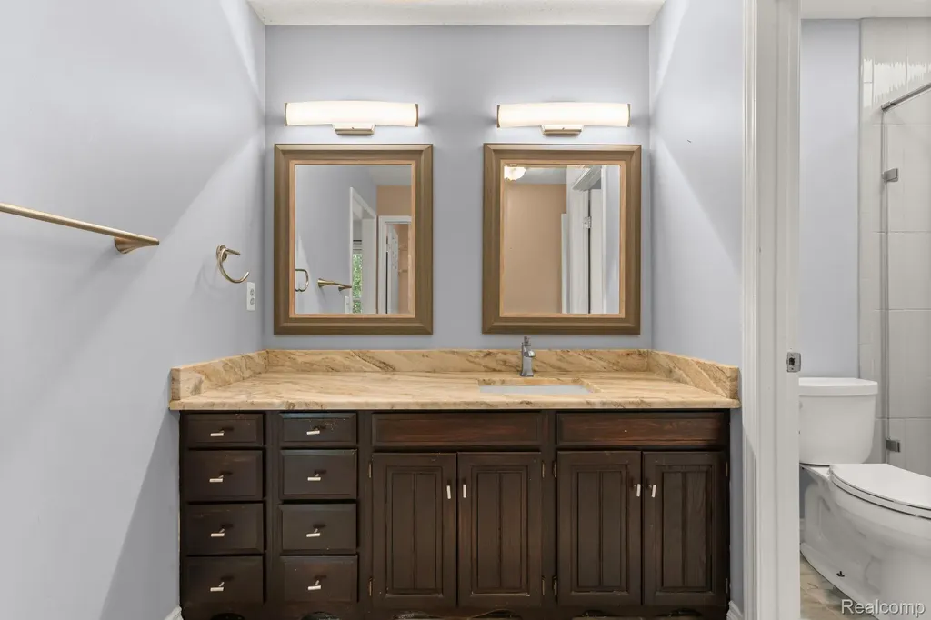 1205 Cody Circle Pittsfield Charter Township MI 48176