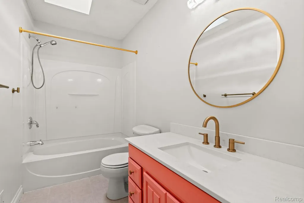 1205 Cody Circle Pittsfield Charter Township MI 48176