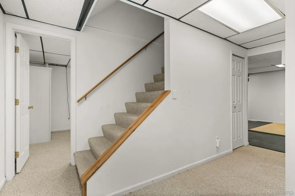 1205 Cody Circle Pittsfield Charter Township MI 48176