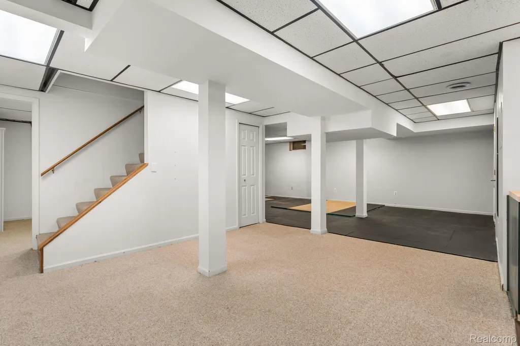 1205 Cody Circle Pittsfield Charter Township MI 48176