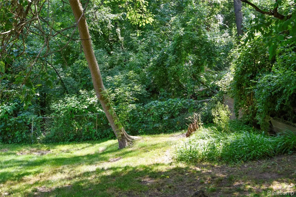 559 Heights Road Orion Charter Township MI 48362