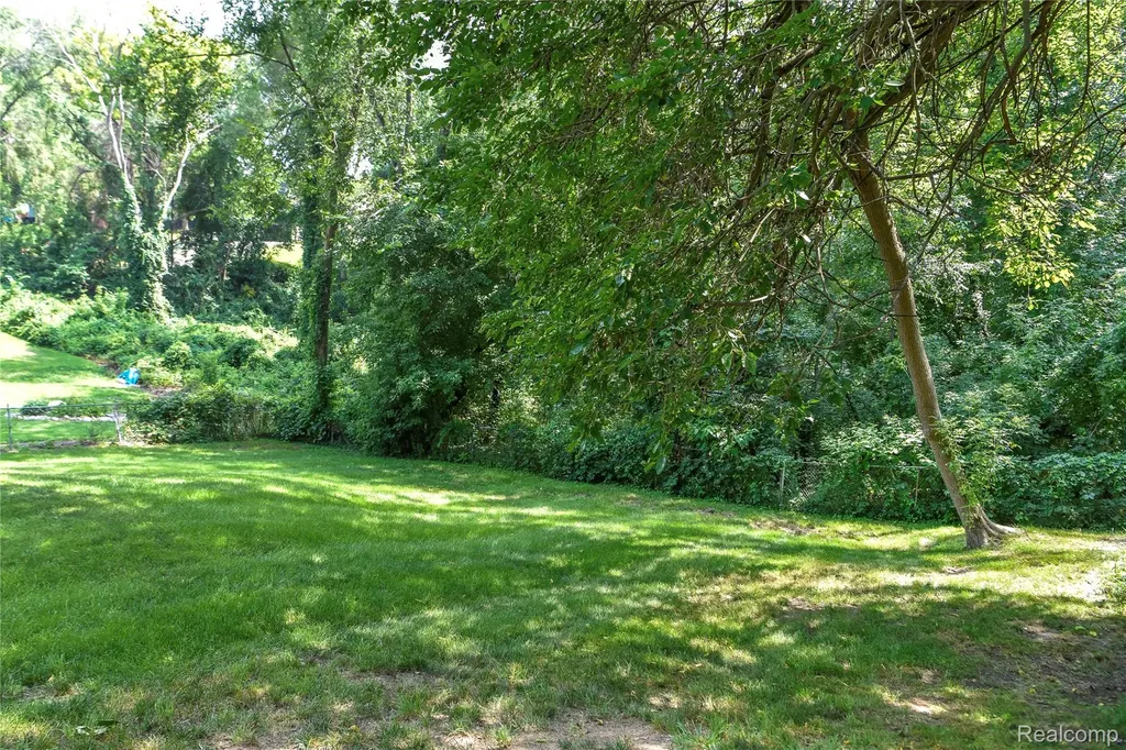 559 Heights Road Orion Charter Township MI 48362