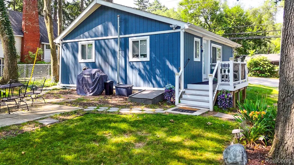 559 Heights Road Orion Charter Township MI 48362