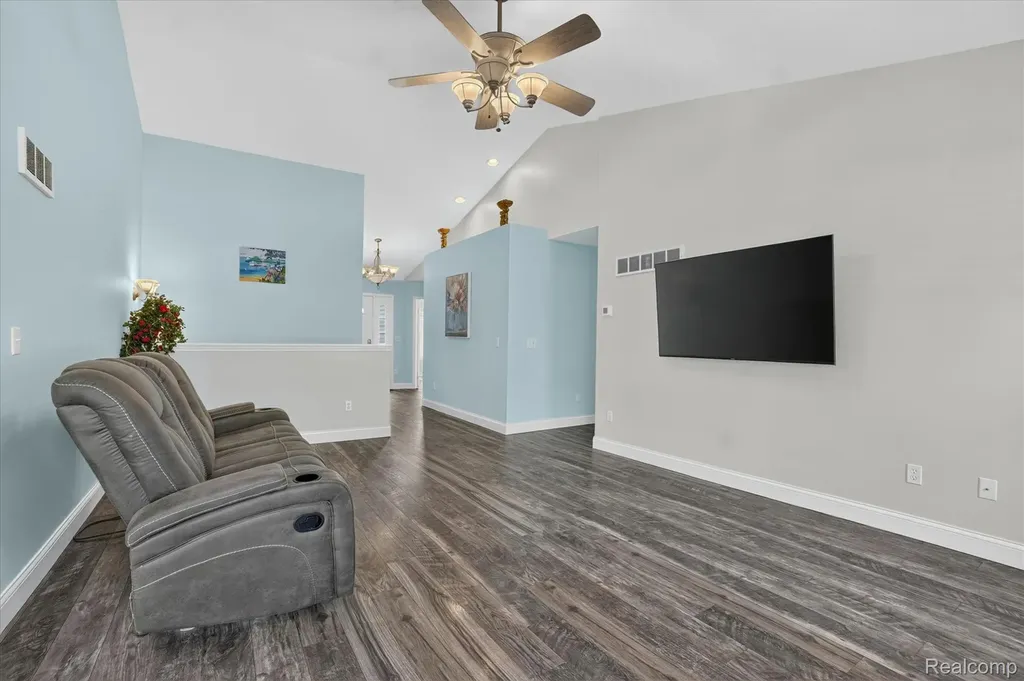 319 Pauline Pass Linden City MI 48451