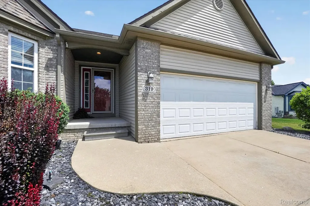 319 Pauline Pass Linden City MI 48451
