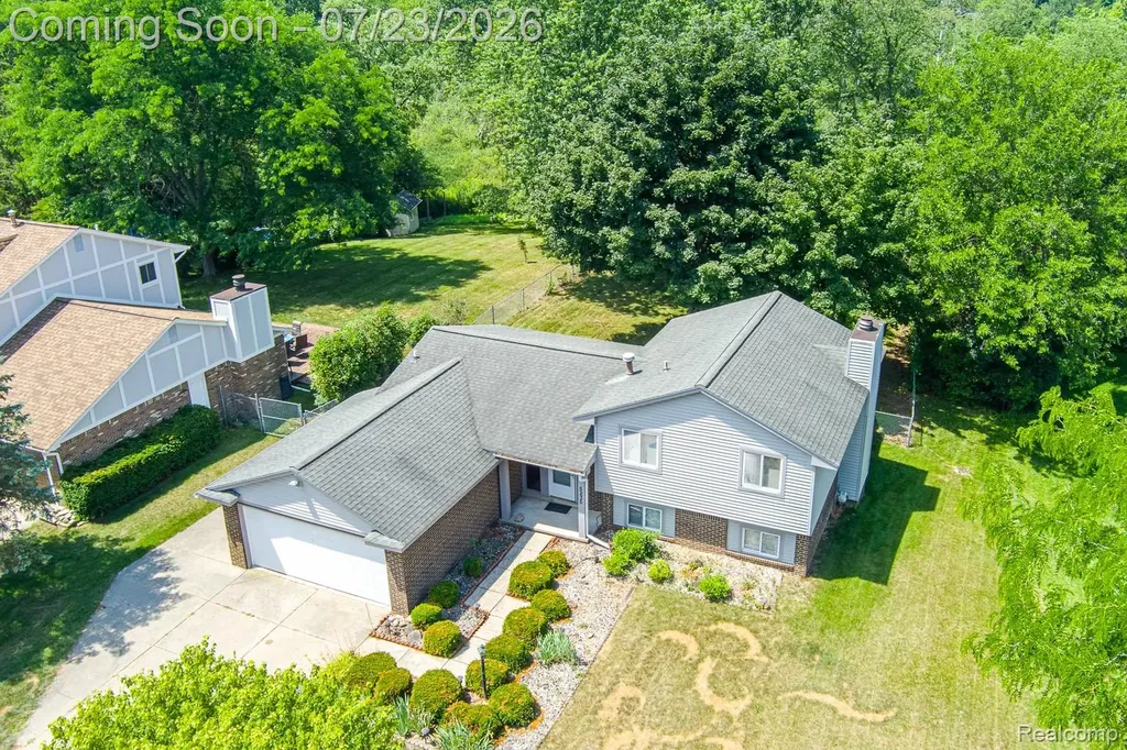 5235 Timber Ridge Trail Independence Charter Township MI 48346