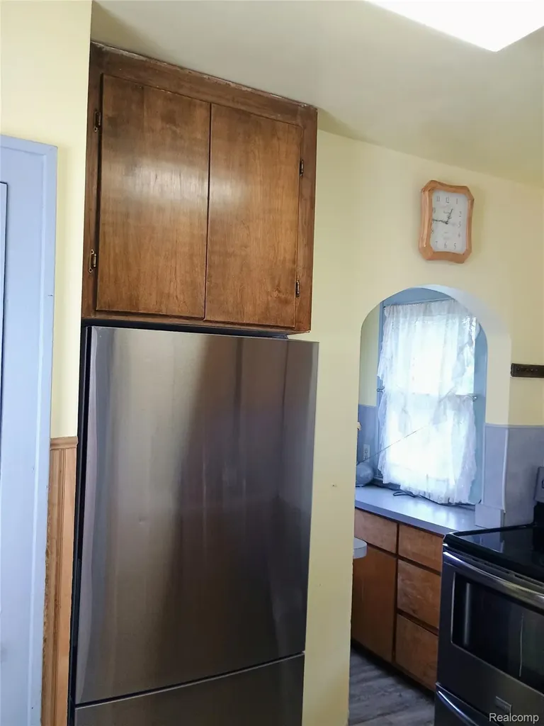 23 Spokane Drive Pontiac City MI 48341