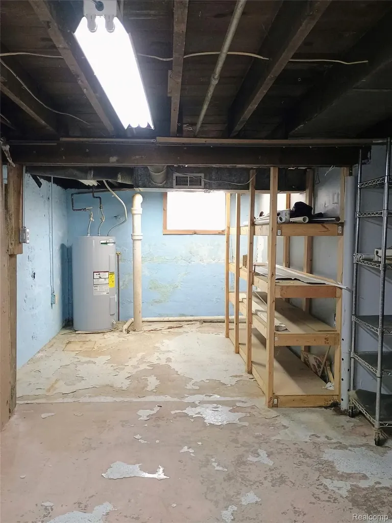 23 Spokane Drive Pontiac City MI 48341
