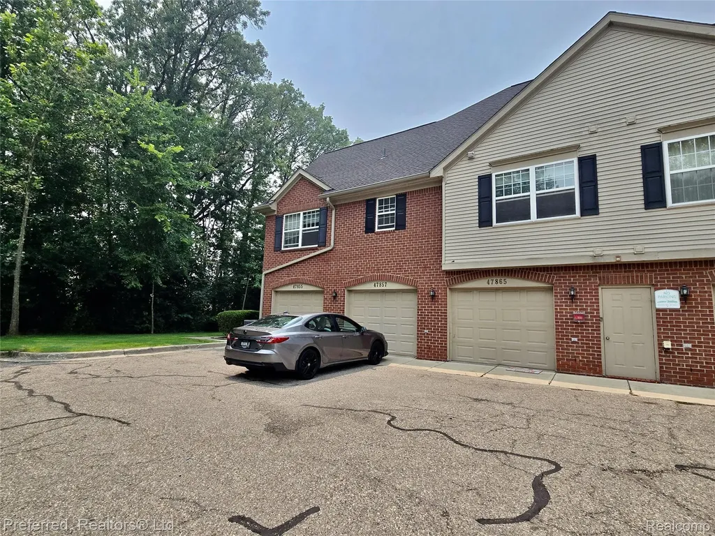 47865 Cardiff Avenue Canton Charter Township MI 48188