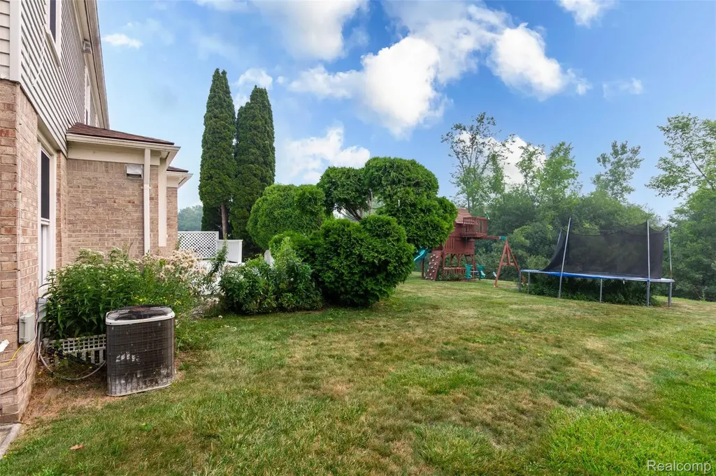 45520 Morningside Road Canton Charter Township MI 48187