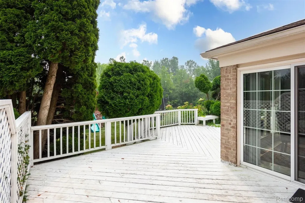 45520 Morningside Road Canton Charter Township MI 48187
