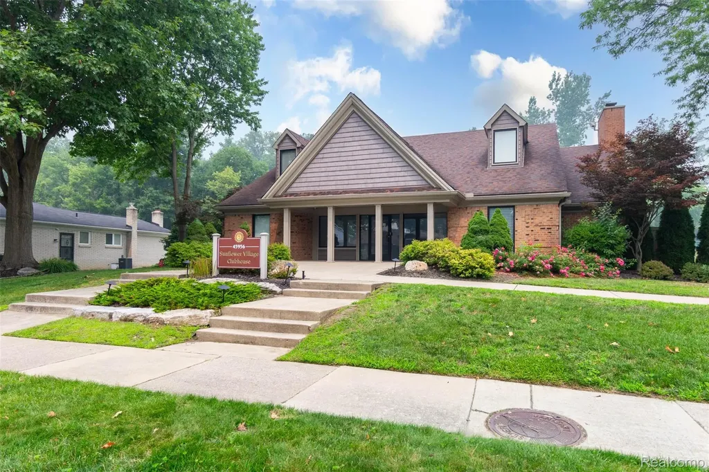 45520 Morningside Road Canton Charter Township MI 48187