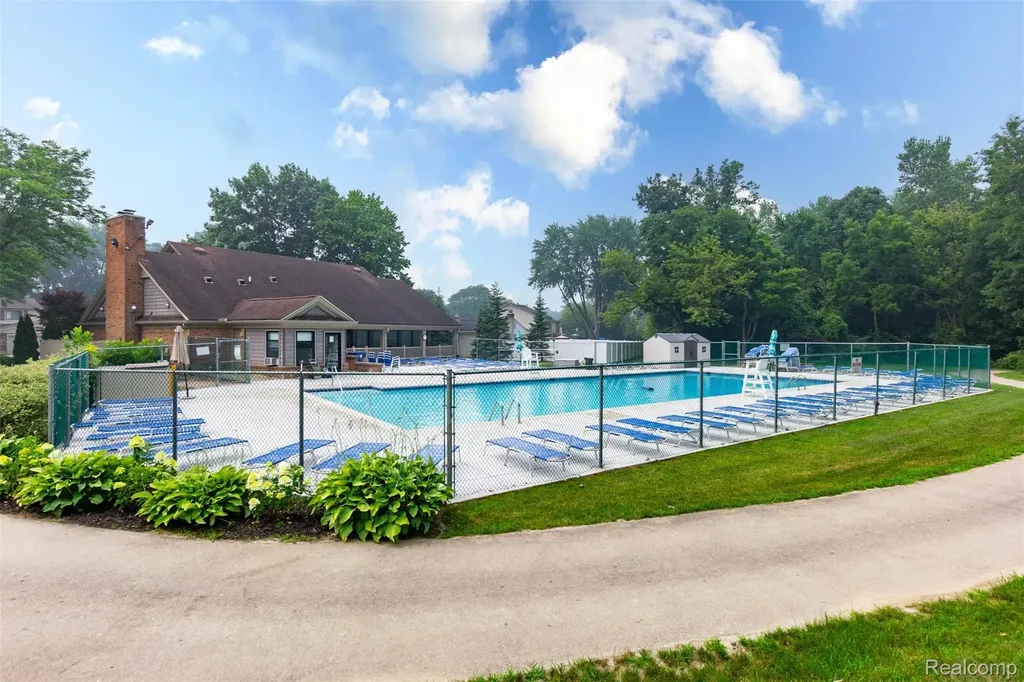 45520 Morningside Road Canton Charter Township MI 48187