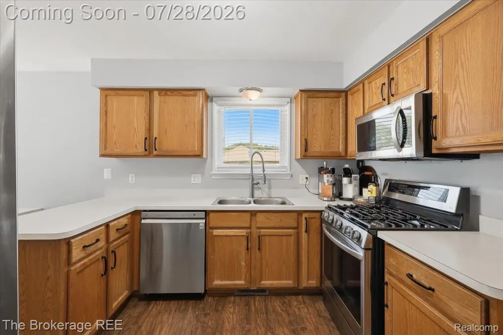 25739 Jeffery Court Chesterfield Township MI 48051
