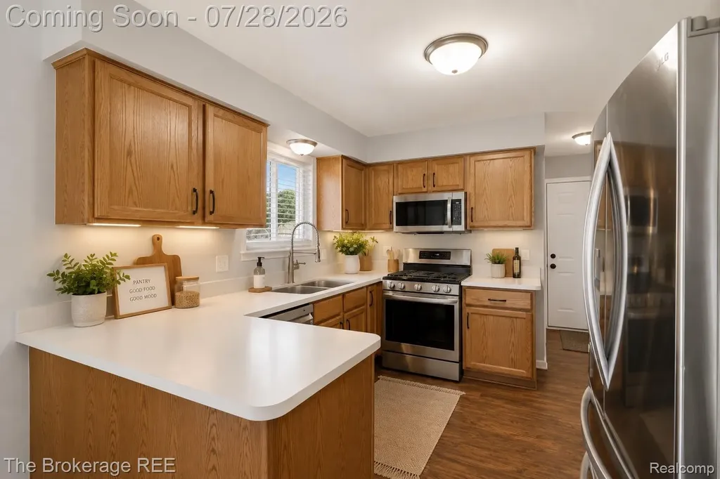 25739 Jeffery Court Chesterfield Township MI 48051