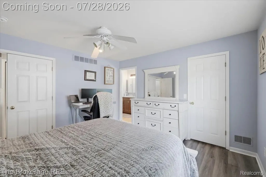 25739 Jeffery Court Chesterfield Township MI 48051