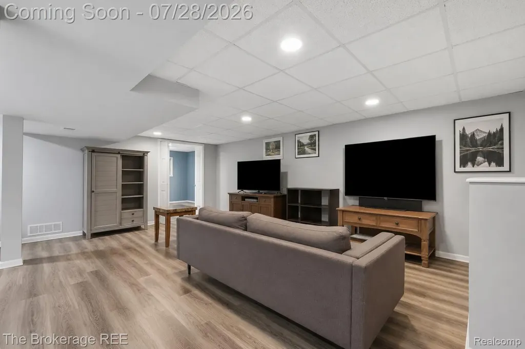 25739 Jeffery Court Chesterfield Township MI 48051