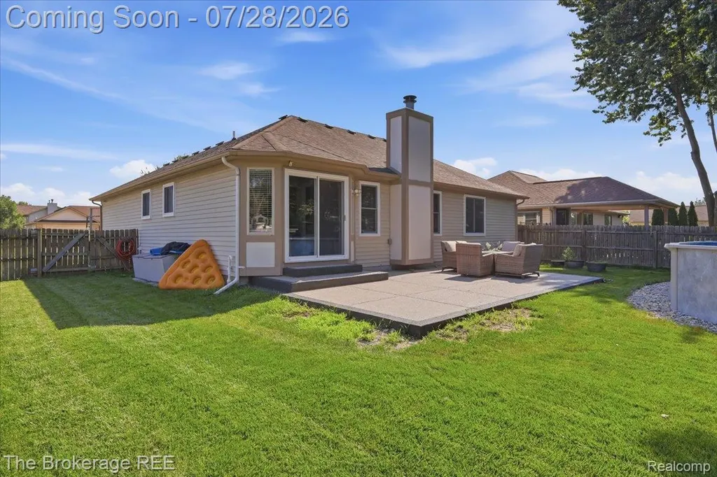 25739 Jeffery Court Chesterfield Township MI 48051