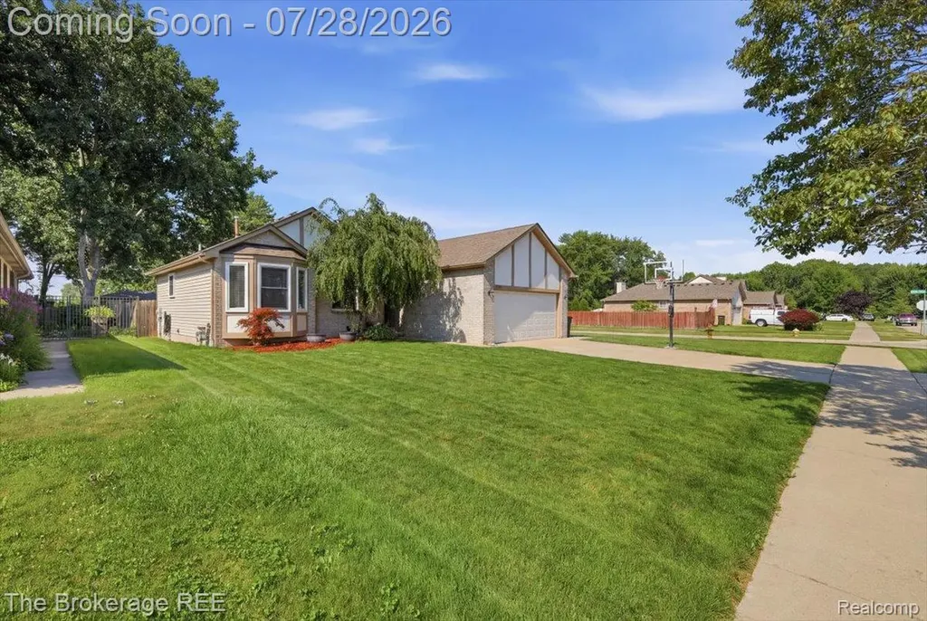 25739 Jeffery Court Chesterfield Township MI 48051