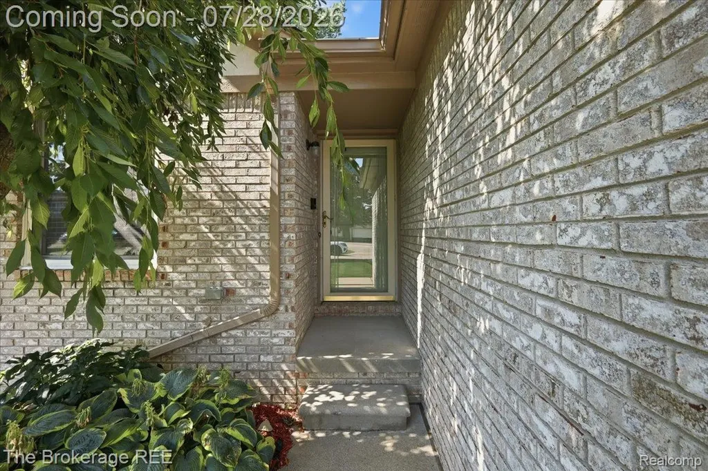 25739 Jeffery Court Chesterfield Township MI 48051