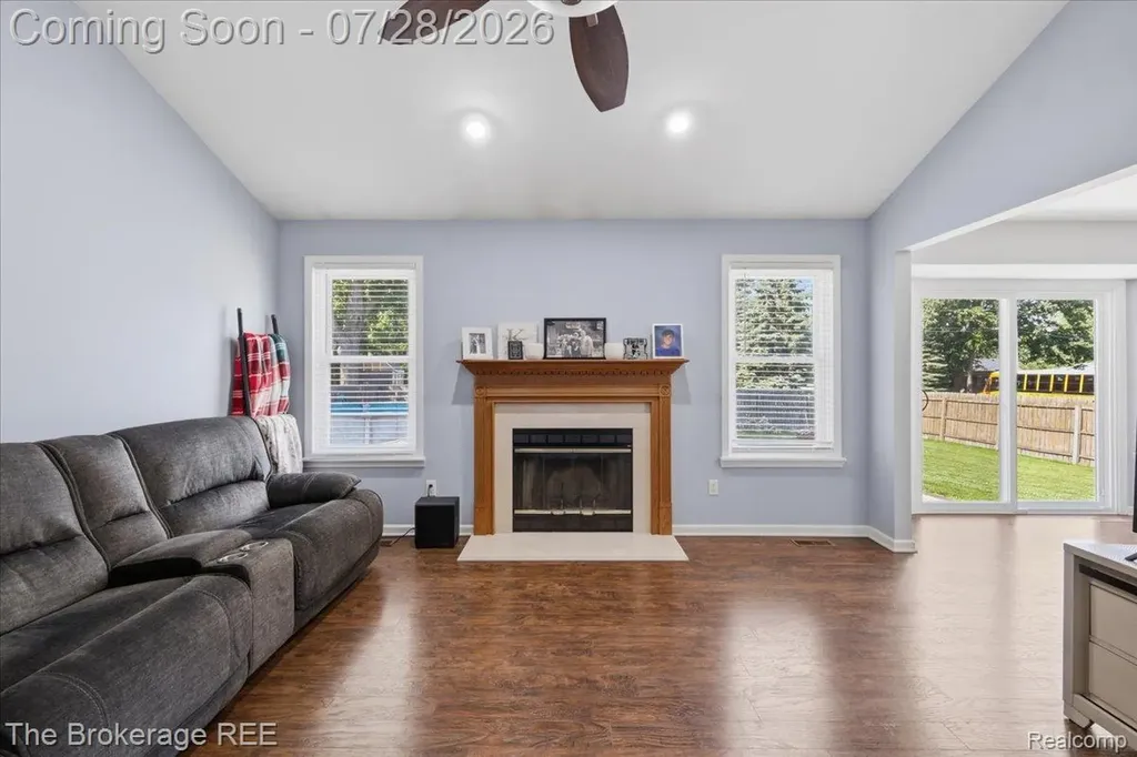 25739 Jeffery Court Chesterfield Township MI 48051