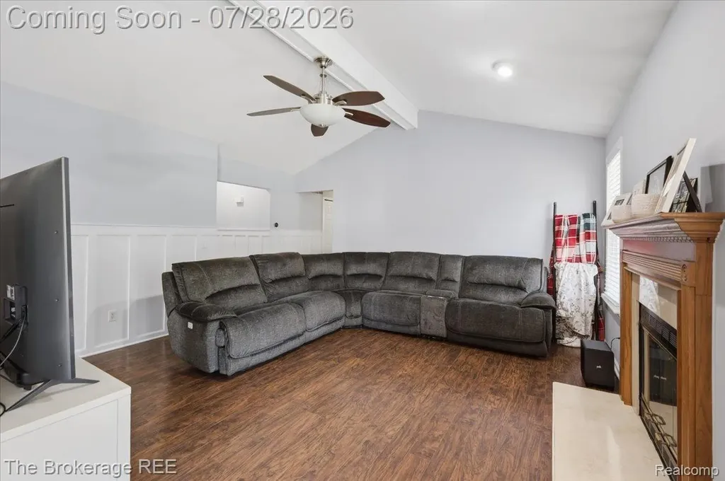 25739 Jeffery Court Chesterfield Township MI 48051