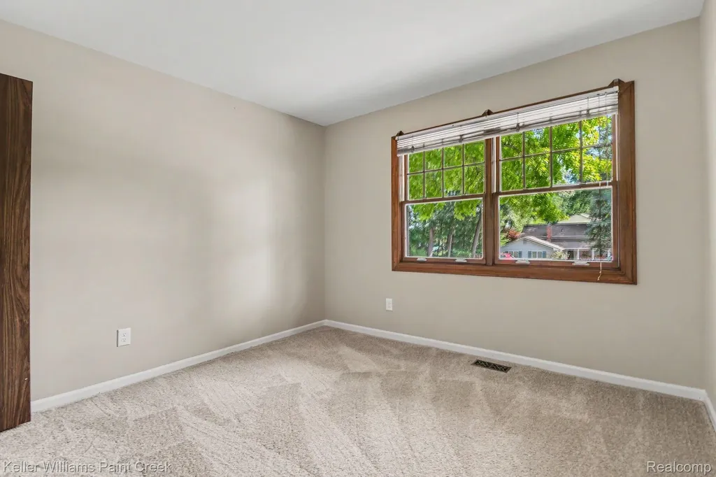 2711 Armstrong Drive Orion Charter Township MI 48360