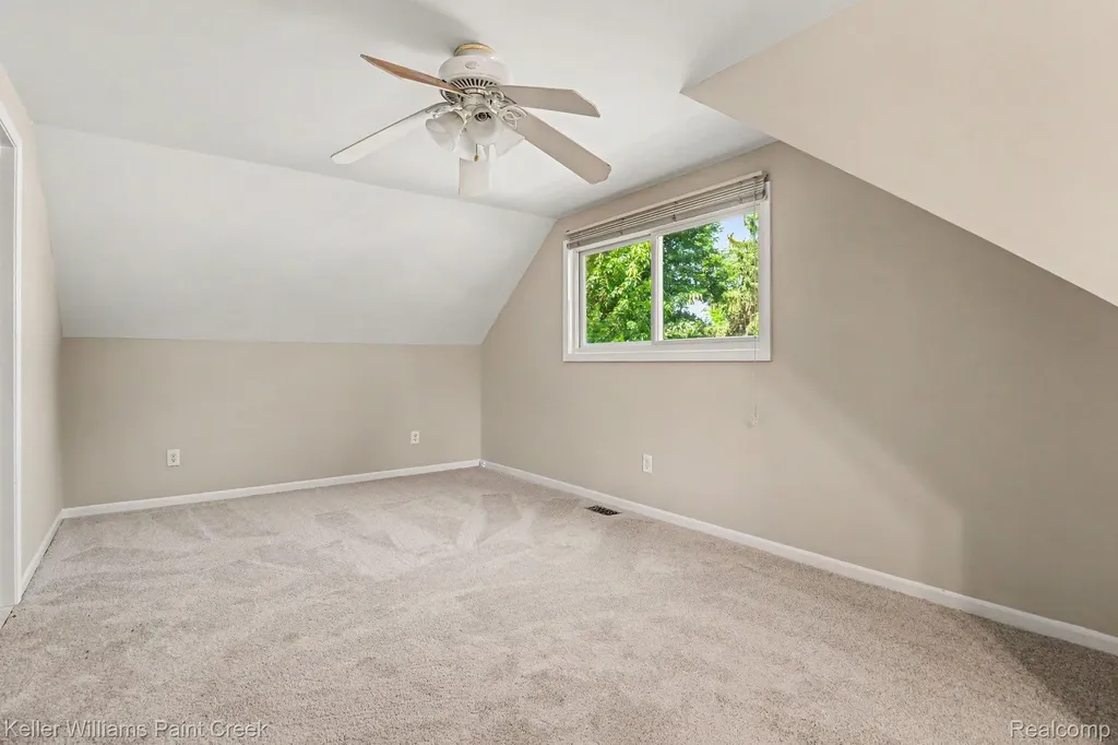 2711 Armstrong Drive Orion Charter Township MI 48360