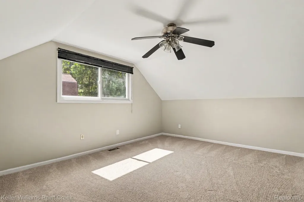 2711 Armstrong Drive Orion Charter Township MI 48360