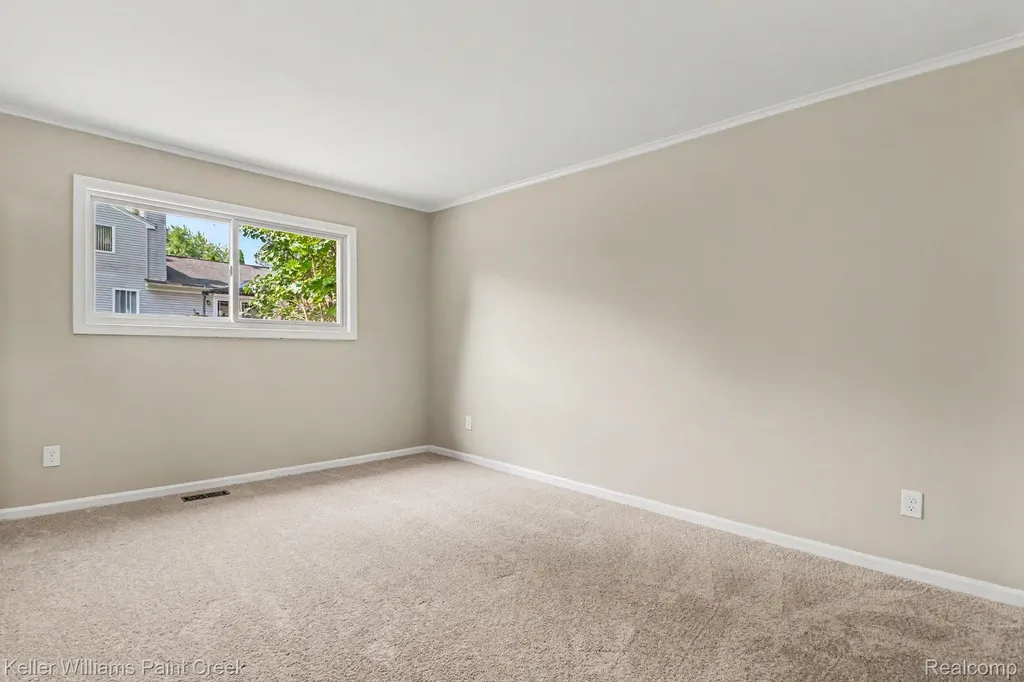 2711 Armstrong Drive Orion Charter Township MI 48360