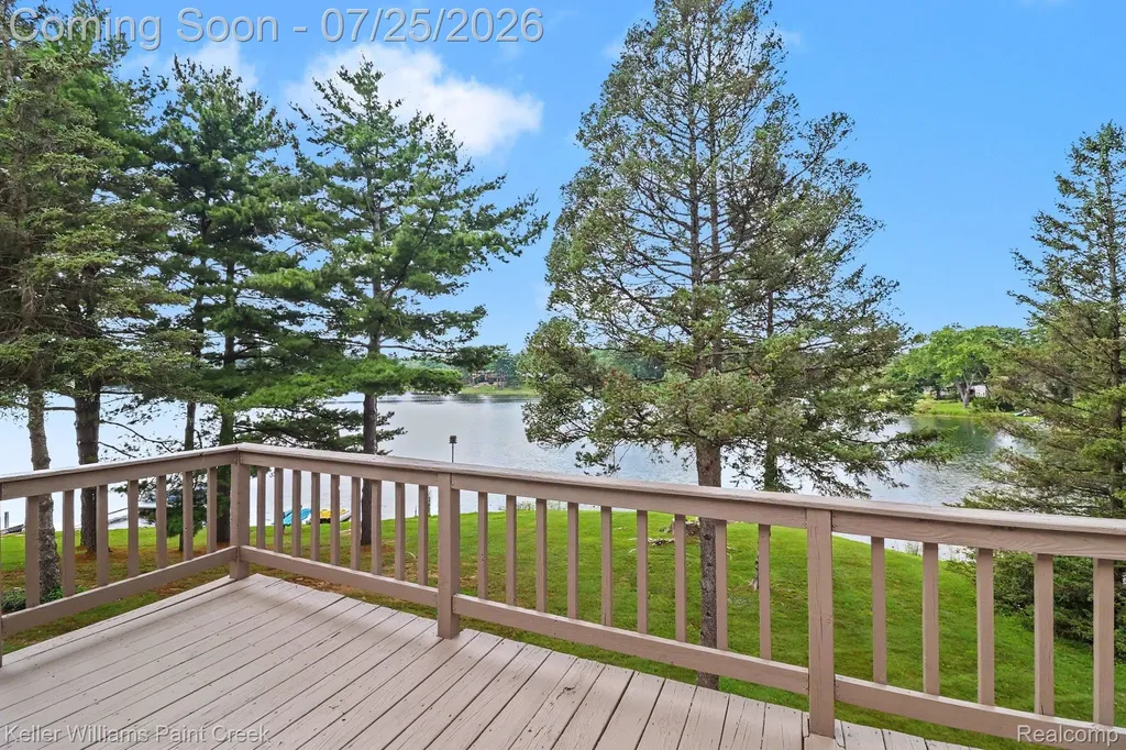 5342 Red Fox Drive Brighton Township MI 48114