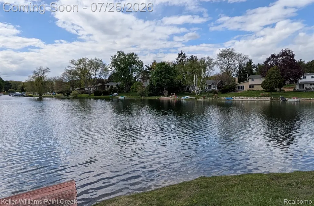 5342 Red Fox Drive Brighton Township MI 48114