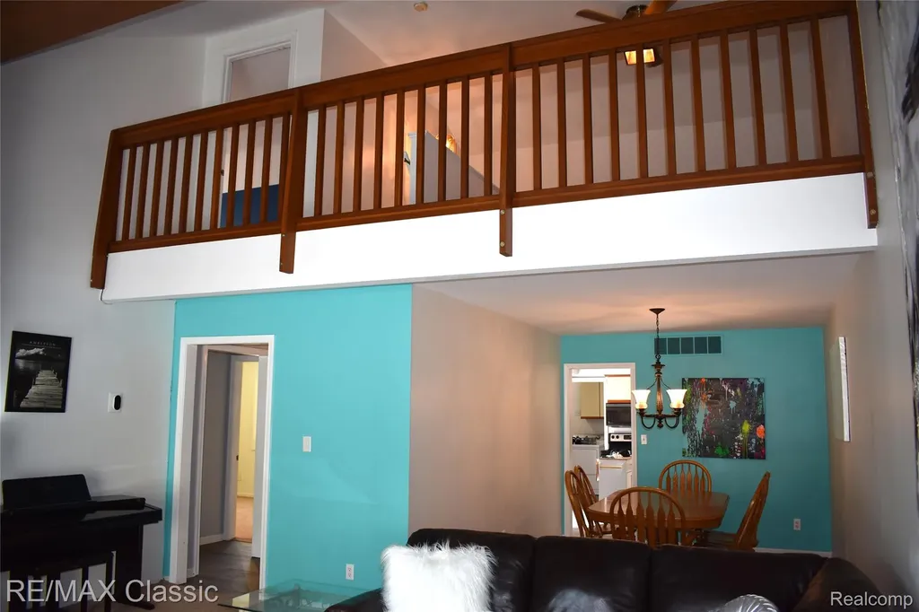 1667 Harbor Cove Novi City MI 48377