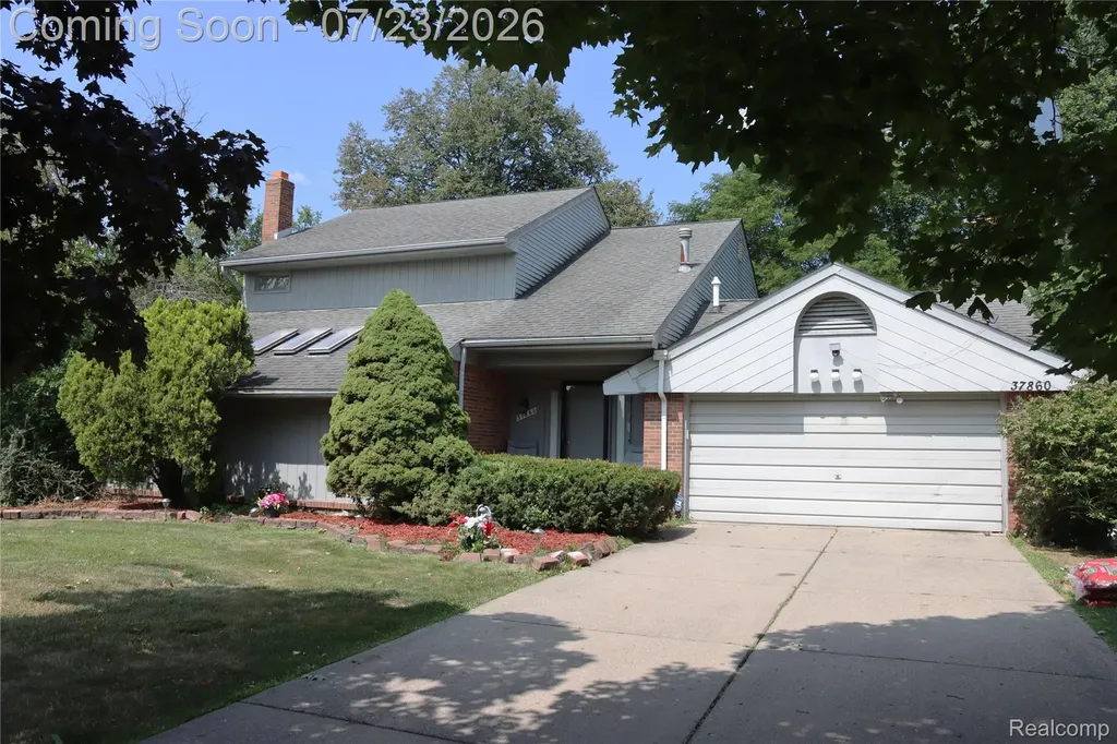 37860 Thames Drive Farmington Hills City MI 48331