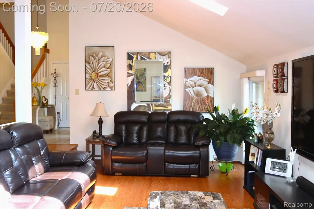 37860 Thames Drive Farmington Hills City MI 48331
