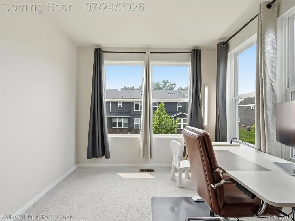 4782 Broomfield Way Lake Orion Village MI 48359
