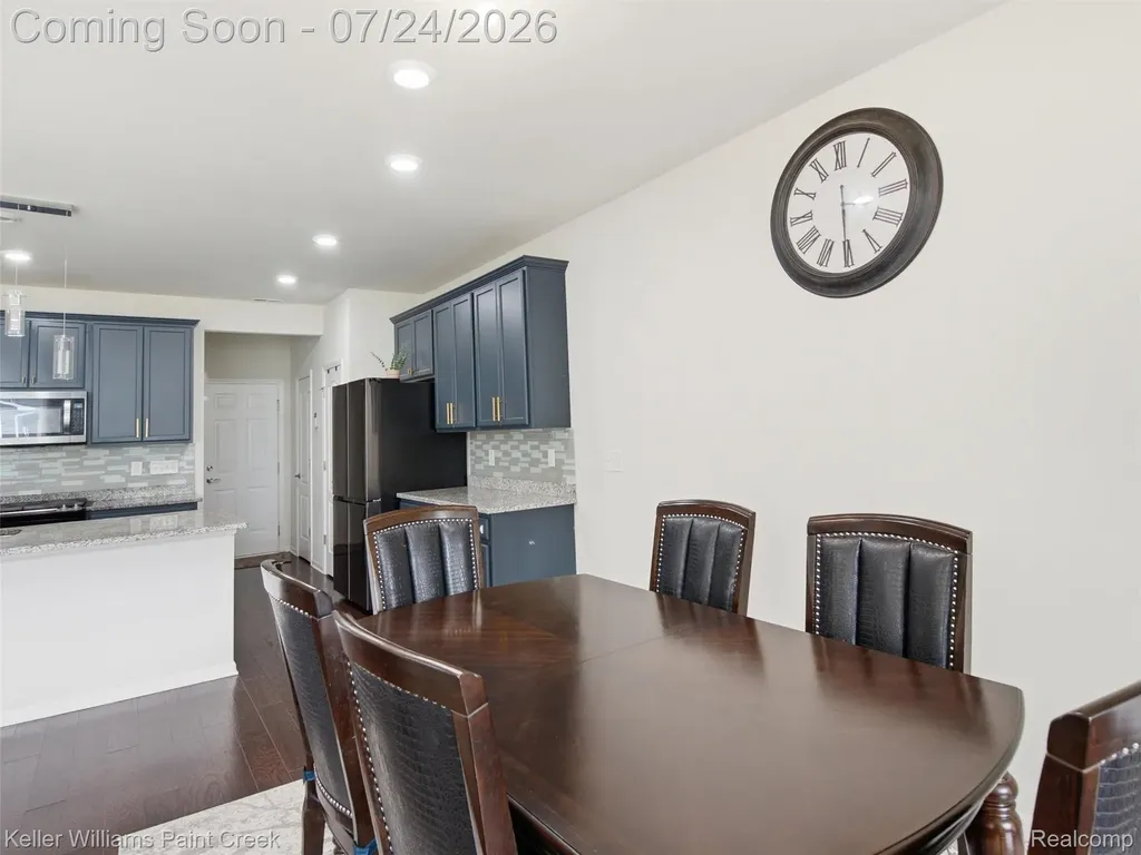4782 Broomfield Way Lake Orion Village MI 48359