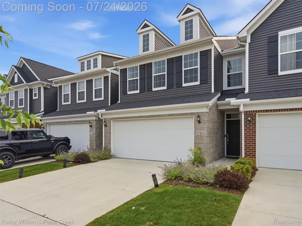 4782 Broomfield Way Lake Orion Village MI 48359
