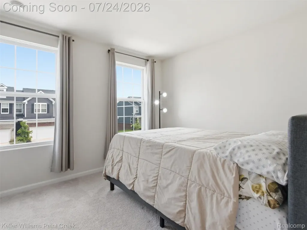 4782 Broomfield Way Lake Orion Village MI 48359