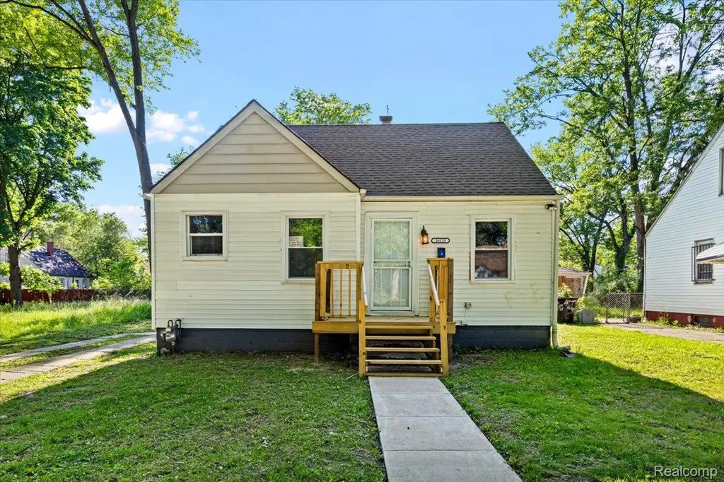 16139 Lamphere Street Detroit City MI 48219